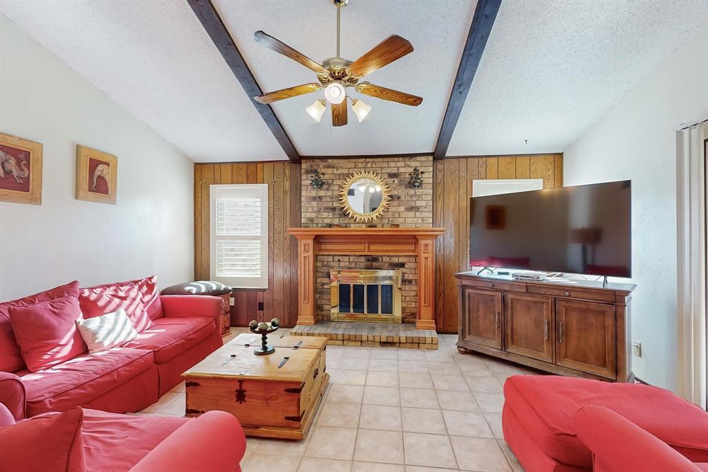 La Prada 06 - Residential