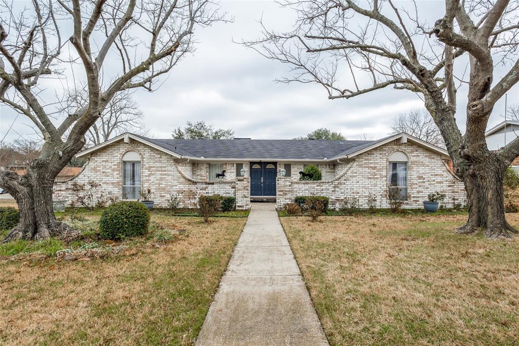 1310 Willow Way