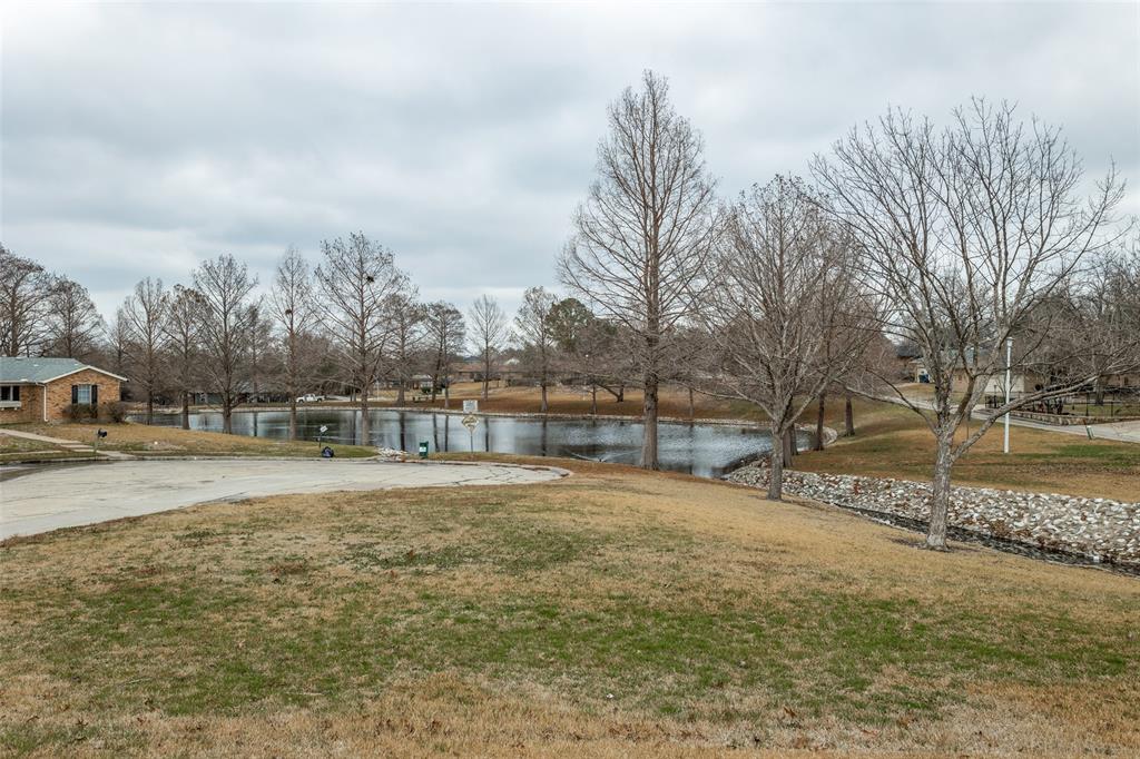 1310 Willow Way