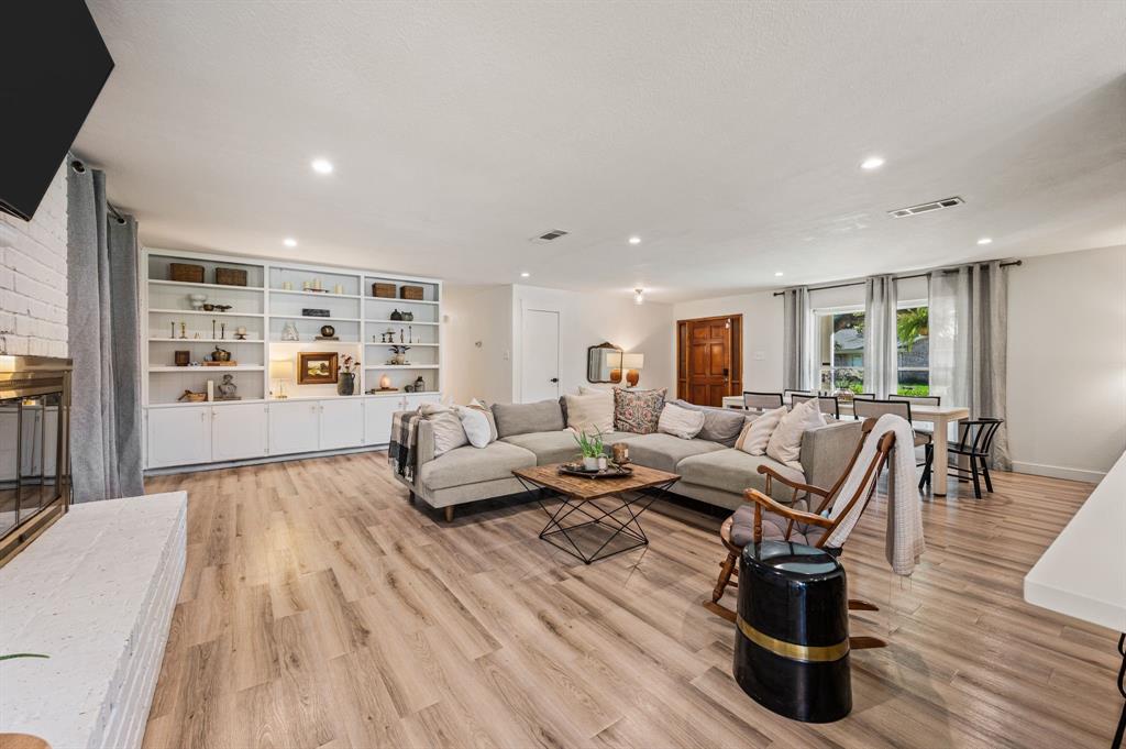 1317 Wade Drive