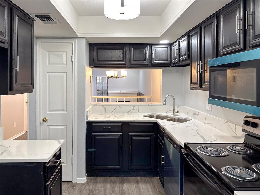 Brookhaven Village Condo Ph 01 & 0 - Residential