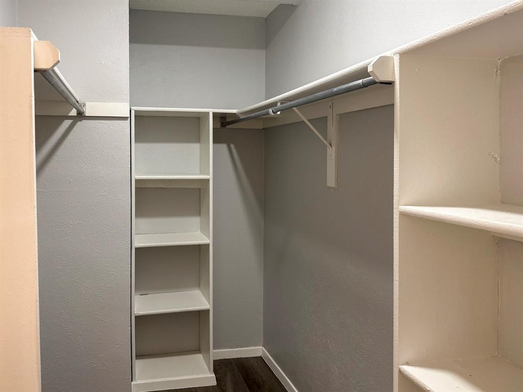 Brookhaven Village Condo Ph 01 & 0 - Residential