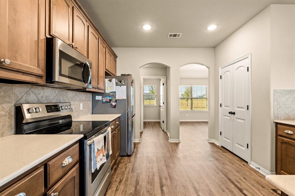 Decatur, Texas 76234, United States, 4 Bedrooms Bedrooms, ,2 BathroomsBathrooms,Residential,Pending,110237