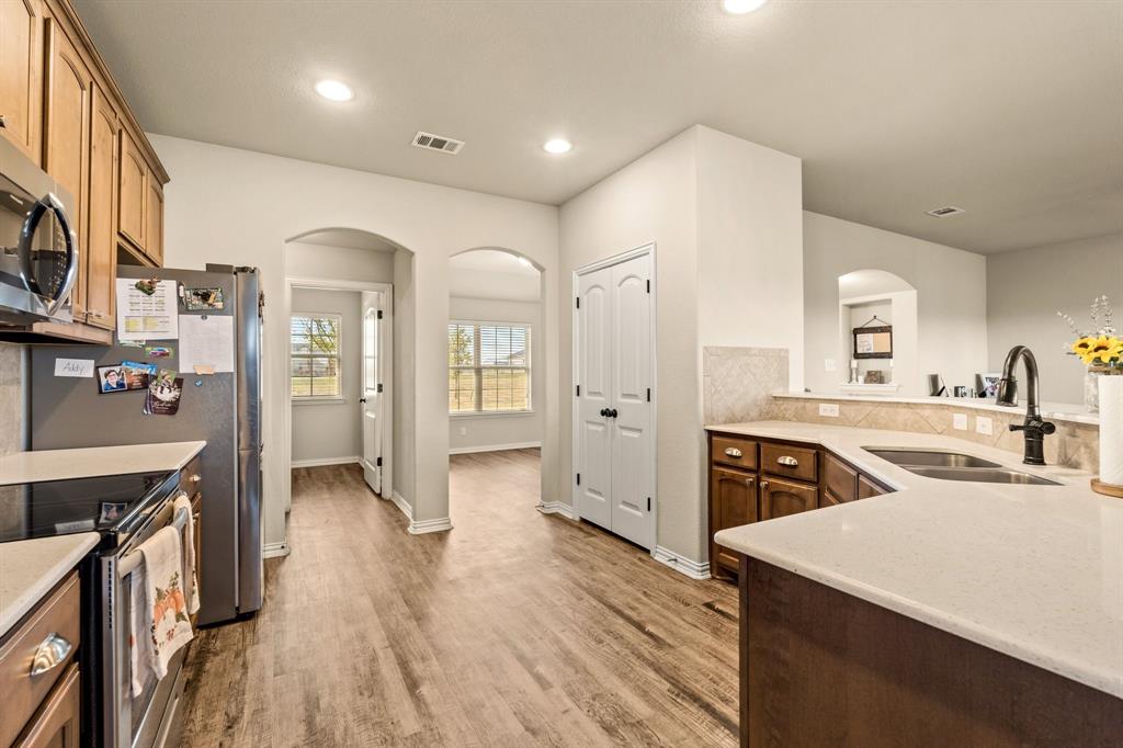 Decatur, Texas 76234, United States, 4 Bedrooms Bedrooms, ,2 BathroomsBathrooms,Residential,Pending,110237