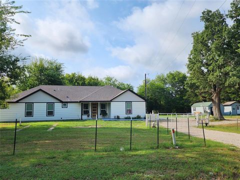 811 VZ County Rd 3810 Wills Point TX 75169