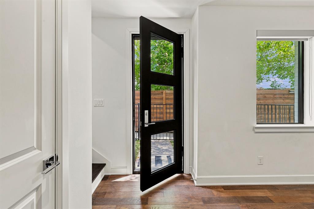 5122 Capitol Avenue 103
