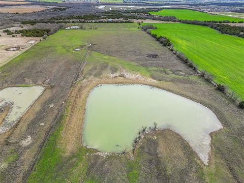 Tiny photo for 304 Canales Road, Nevada, TX 75173 (MLS # 21059490)