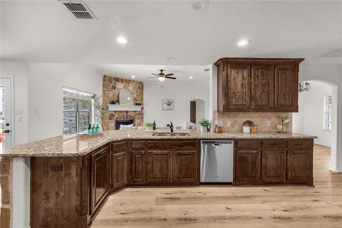 Tiny photo for 304 Canales Road, Nevada, TX 75173 (MLS # 21059490)