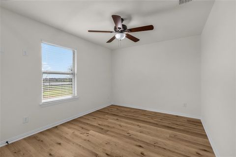 Tiny photo for 304 Canales Road, Nevada, TX 75173 (MLS # 21059490)
