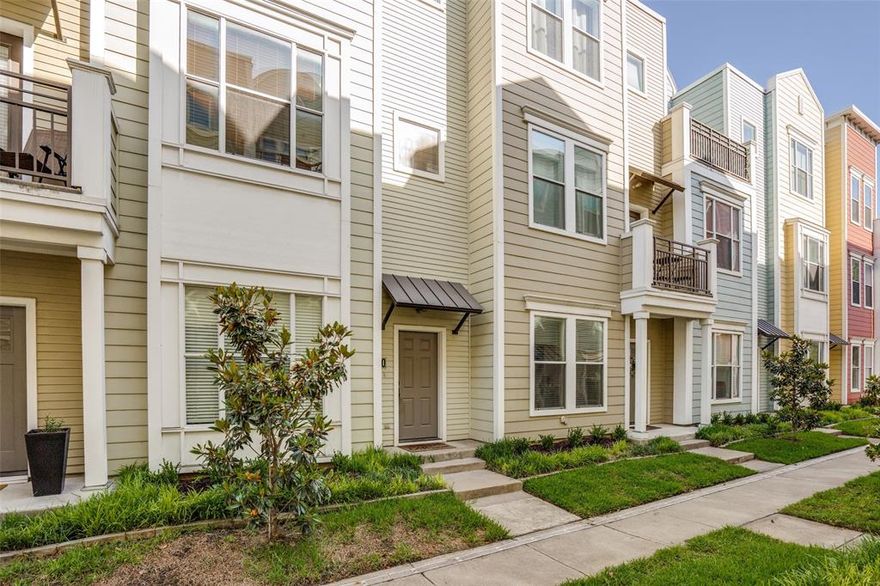 3-story townhome in premier location next to Cole Park, West Village, The Katy Trail, & and Knox-Henderson. On the first floor you'll find the secondary bedroom with attached full bath and 2-car garage. The 2nd floor features a spacious kitchen with gas range open to large living-dining area with wood floors. The 3rd floor hosts the large primary bedroom with attached bath, large walk-in closet, private balcony, and laundry room. Refrigerator, Washer and Dryer included. Pets on a per case basis. All utilities covered by HOA except for electricity.