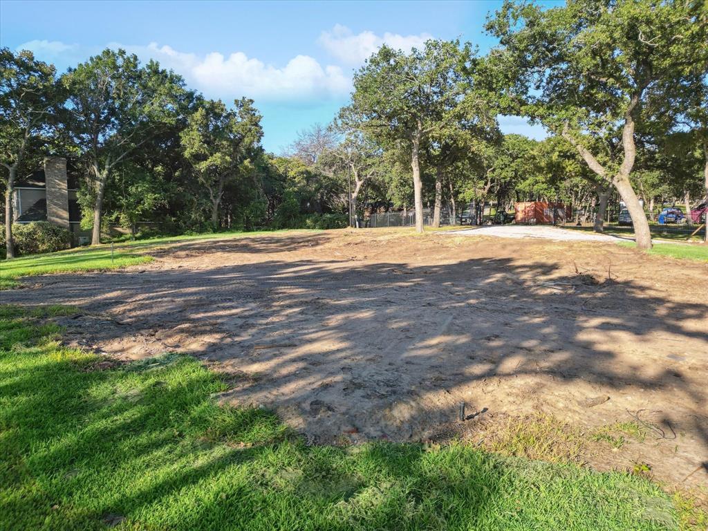 Lake Forest Add - Land