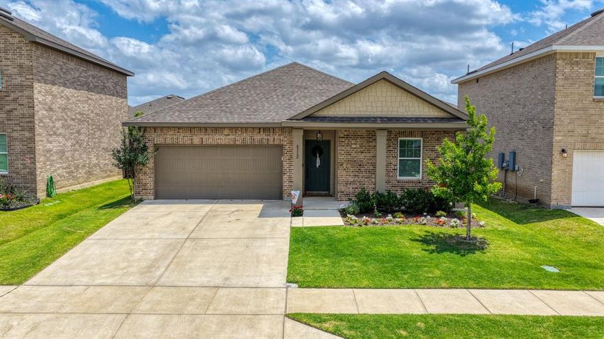 Move-in ready home in north Fort Worth, located in Eagle Mountain-Saginaw ISD. The open layout connects the living, dining, and kitchen areas, making the home feel spacious without wasting space. The kitchen features granite countertops, stainless steel appliances, plenty of cabinet storage, and room to function day to day. The primary suite includes a private bath and walk-in closet, while the wood-look flooring through the main areas keeps things clean and low maintenance. You also have a dedicated laundry room, 2-car garage, and fenced backyard with a patio out back. Conveniently located near major highways, shopping, dining, and schools in one of the faster-growing areas around Fort Worth.