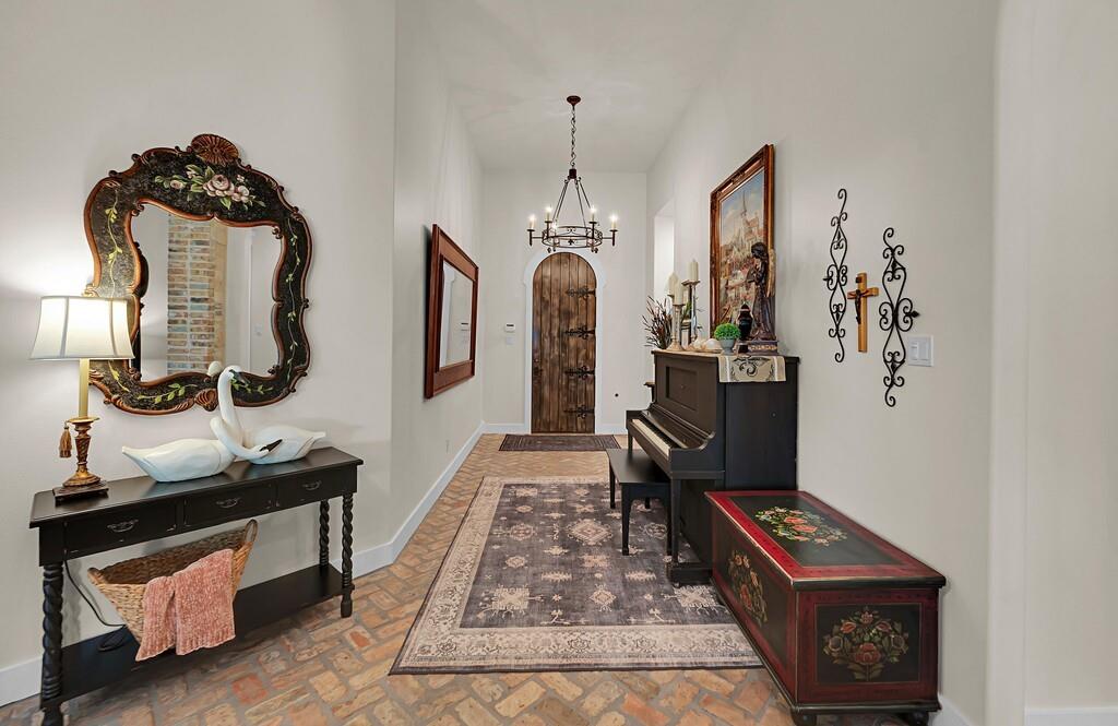 8416 Spicewood Springs Road
