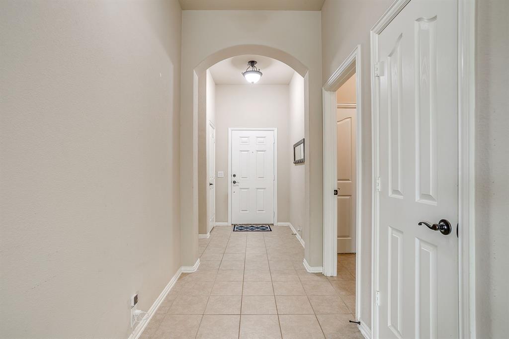 1012 Cutting Horse Drive