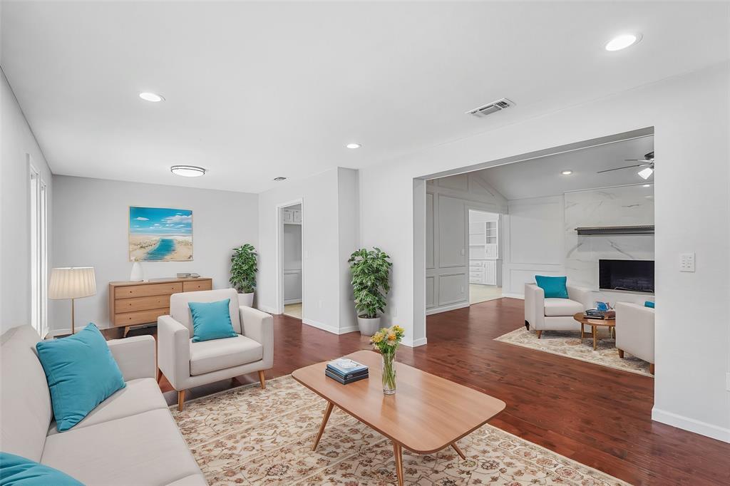 2413 Bluffton Drive