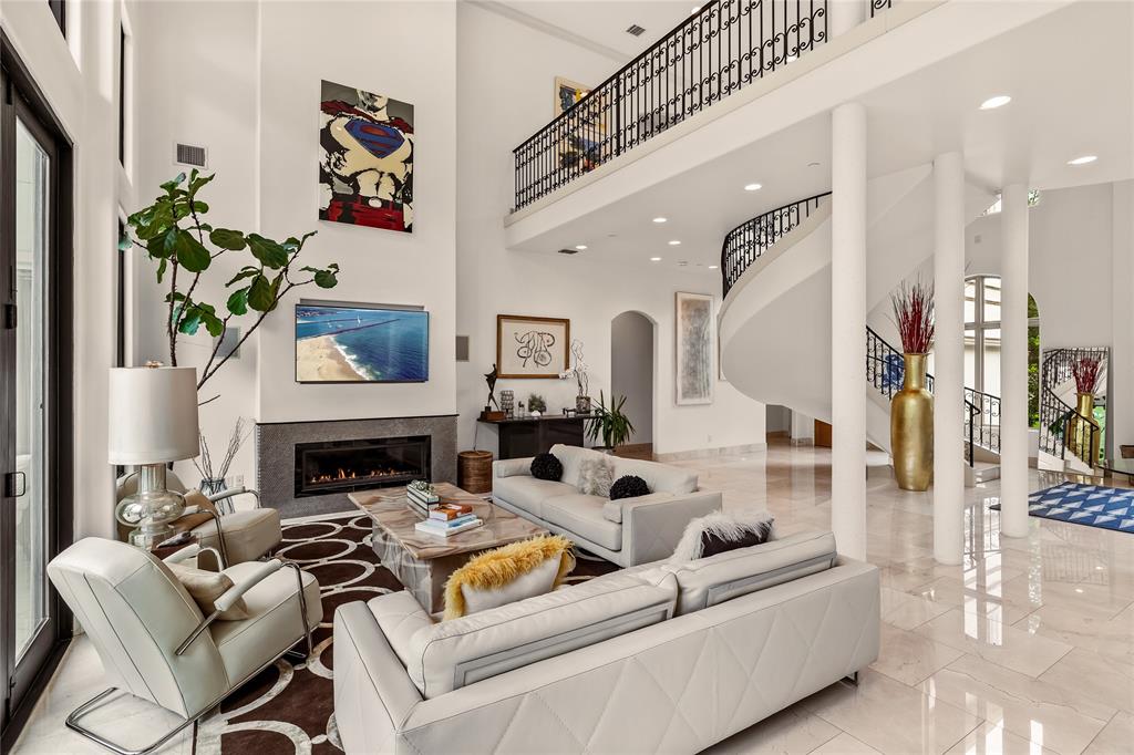 Lake Forest - Residential