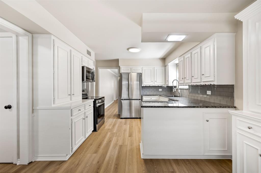 B C Lucas - Residential Lease