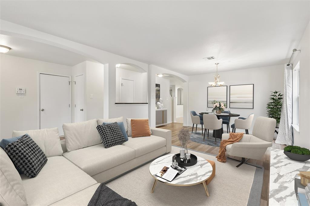9025 Hampton Court