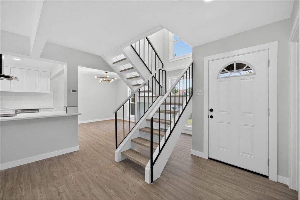 901 Huntington Drive