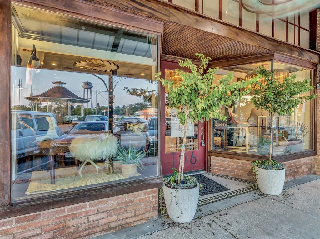 O T Pilot Point - Residential