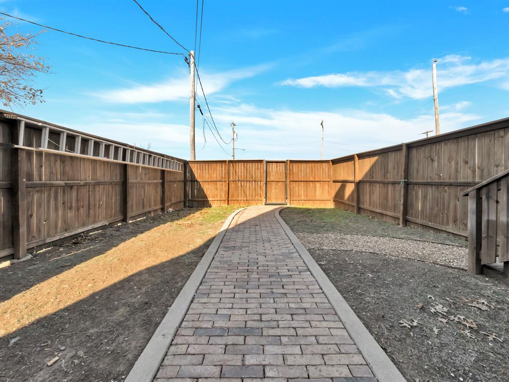 O T Pilot Point - Residential