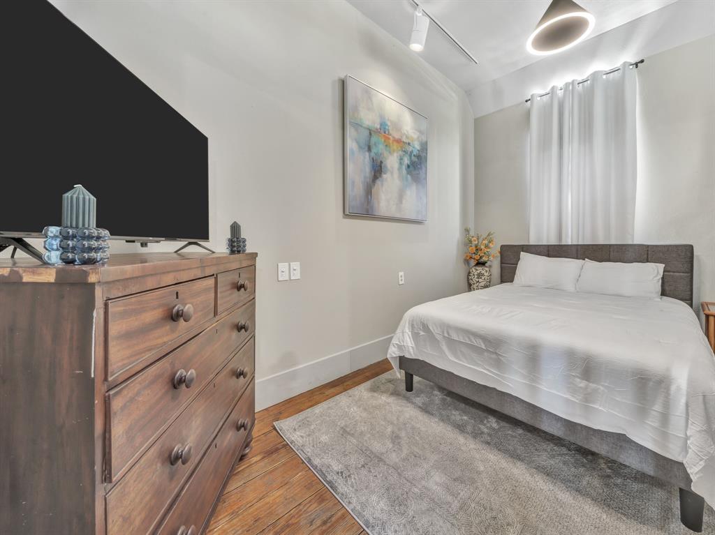 O T Pilot Point - Residential