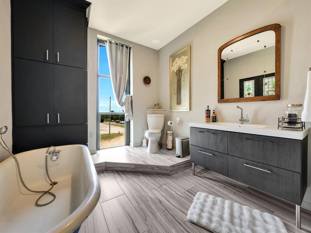 O T Pilot Point - Residential