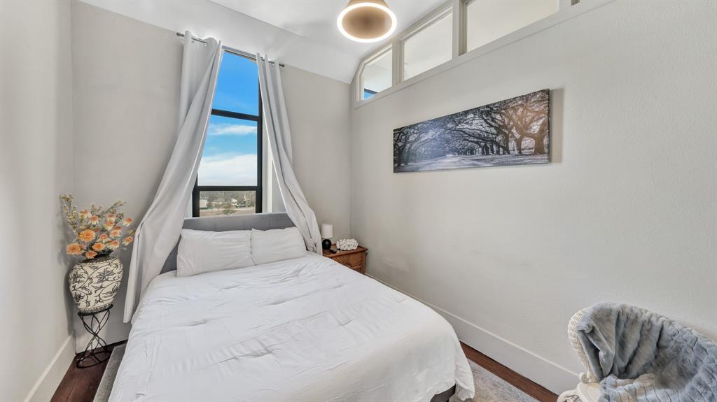 O T Pilot Point - Residential