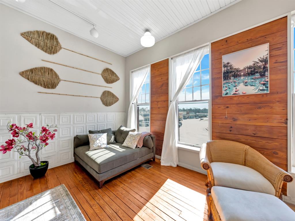 O T Pilot Point - Residential