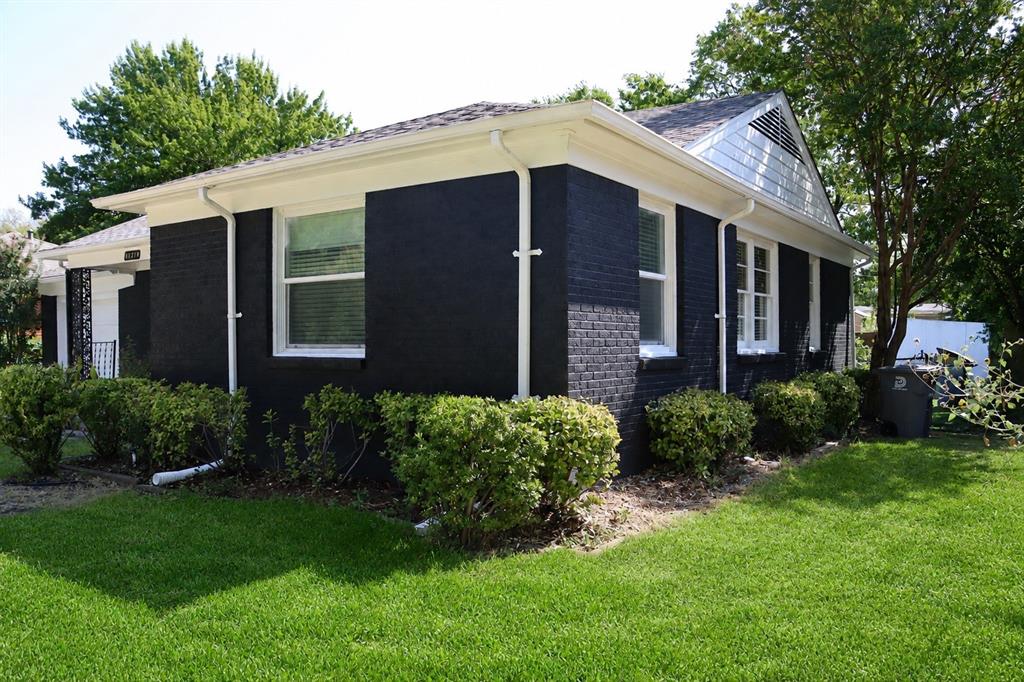 11214 Ulloa Lane
