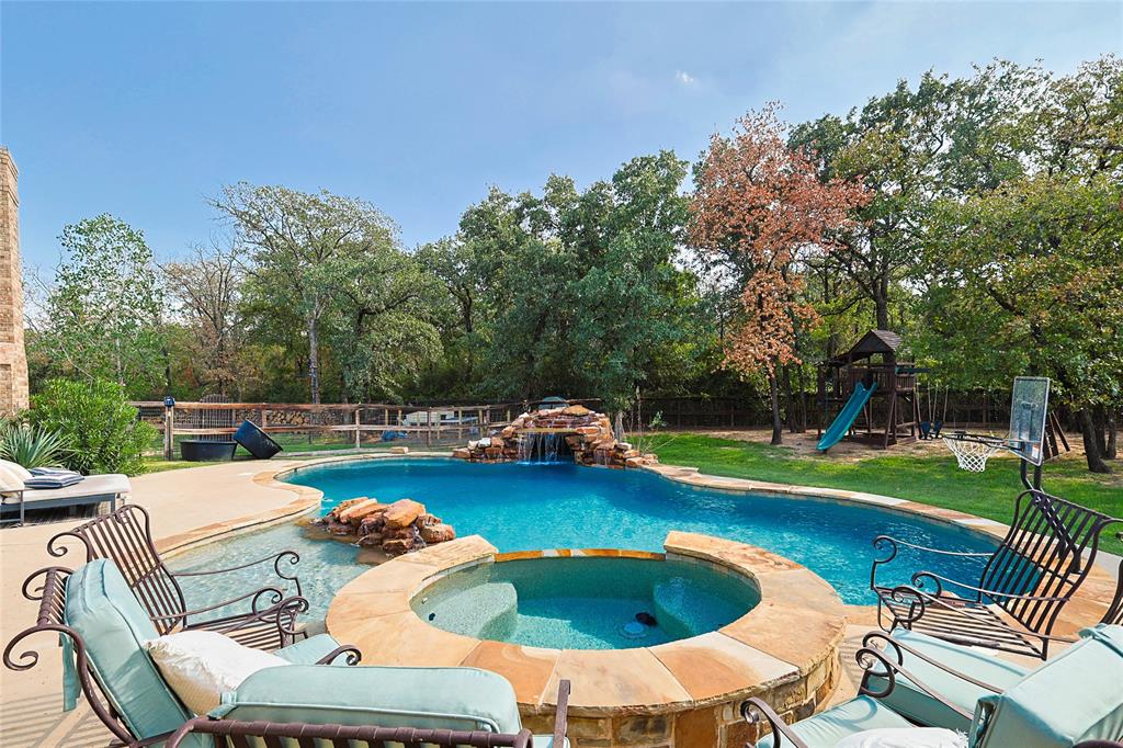 Frenchtown Manor - Residential