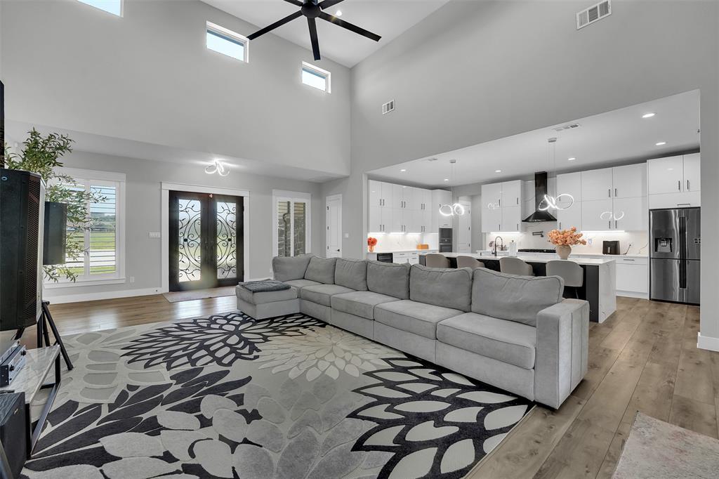 2203 Becky Lane