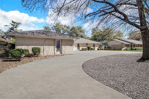 4266 Balboa Drive Fort Worth TX 76133