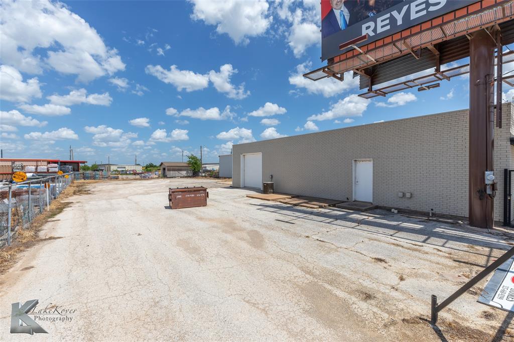 Atlas Indust Sub - Commercial Sale