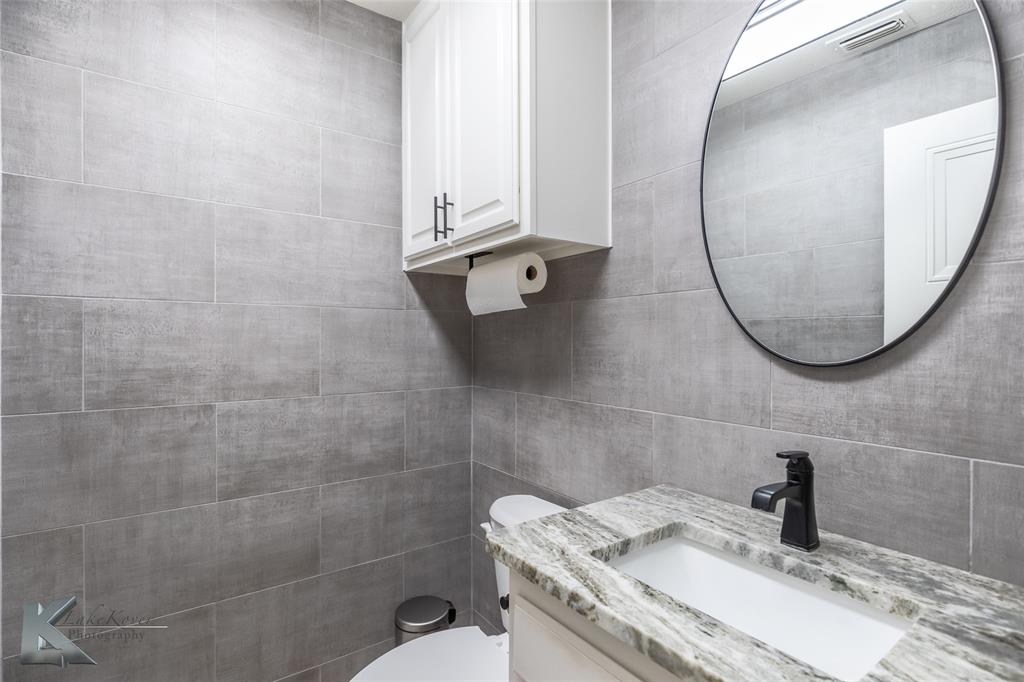 Atlas Indust Sub - Commercial Sale