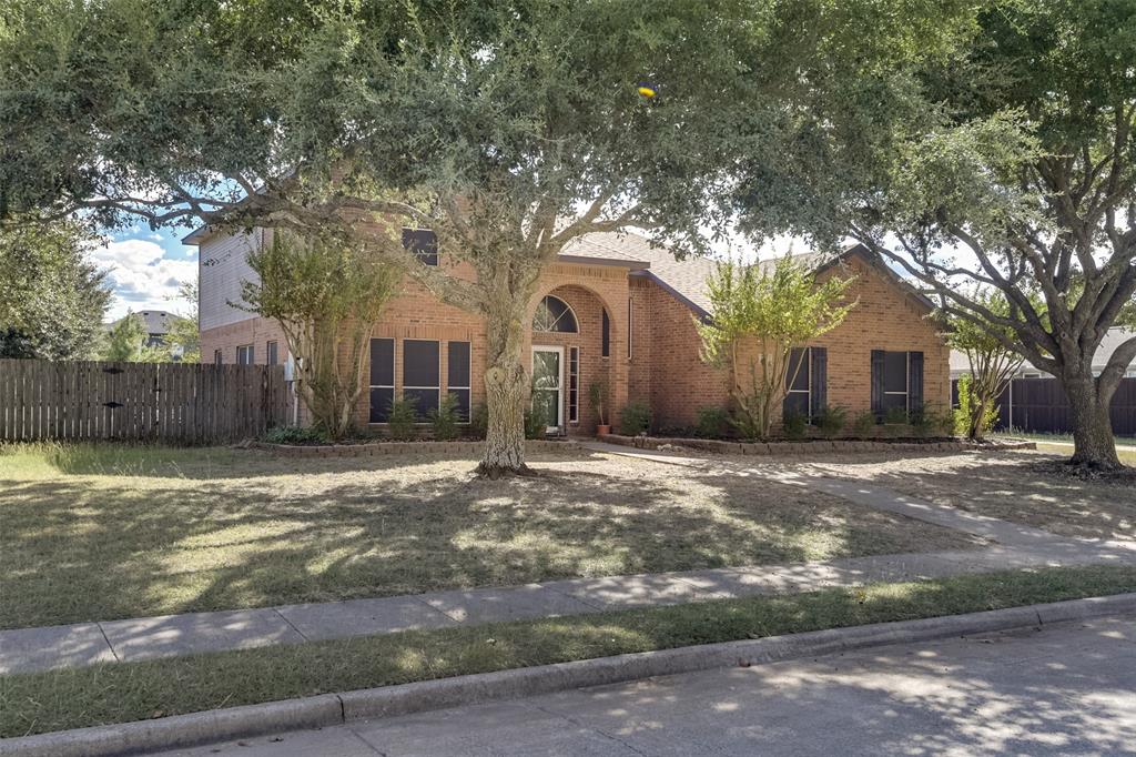 960 High Knoll Drive