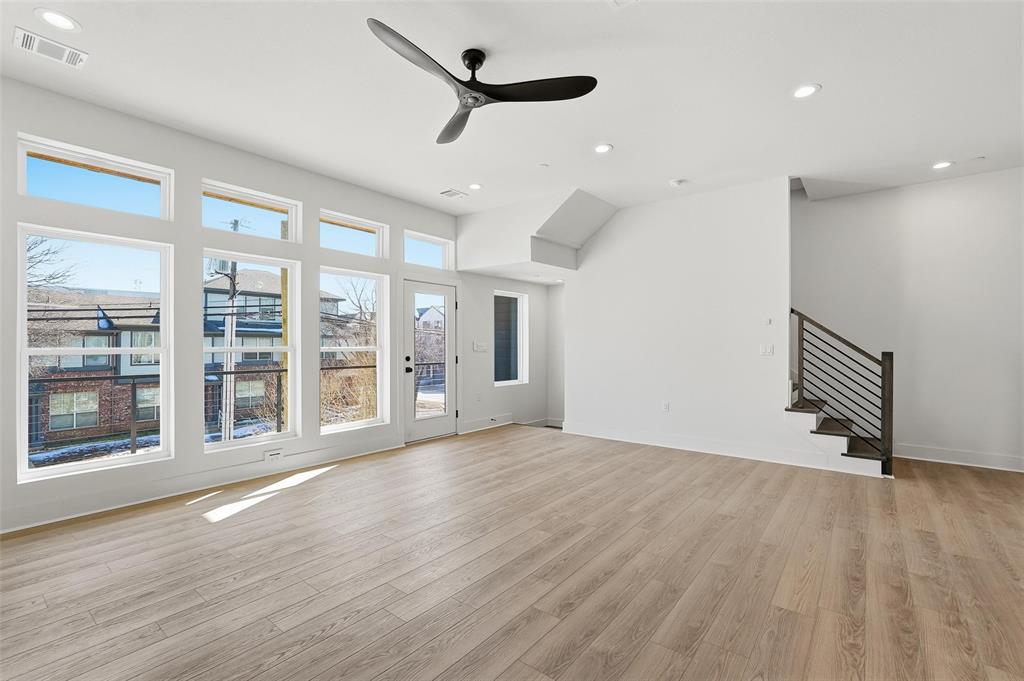 Elk Hill - Residential