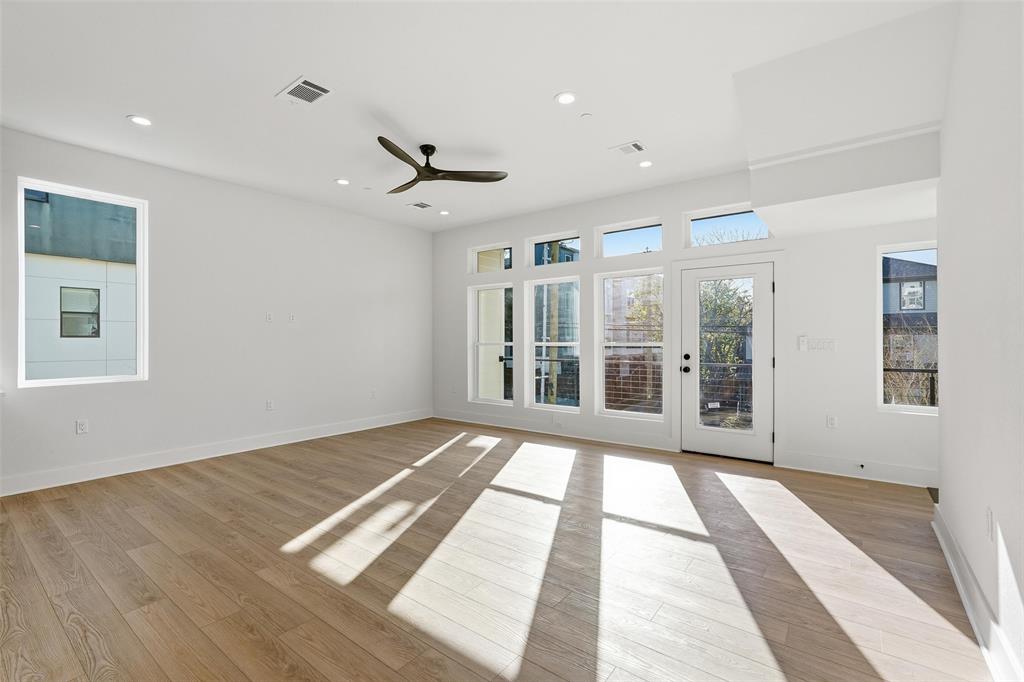 Elk Hill - Residential