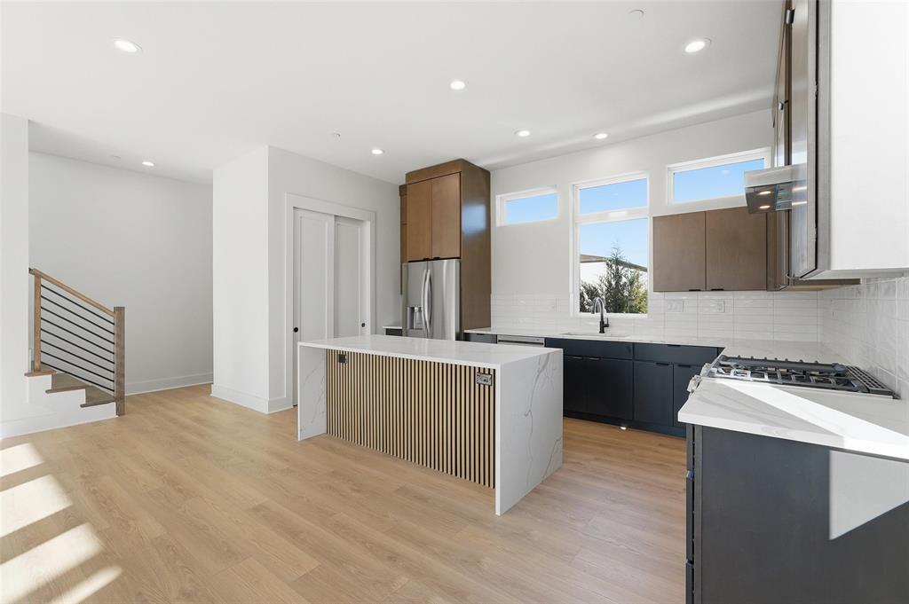 Elk Hill - Residential