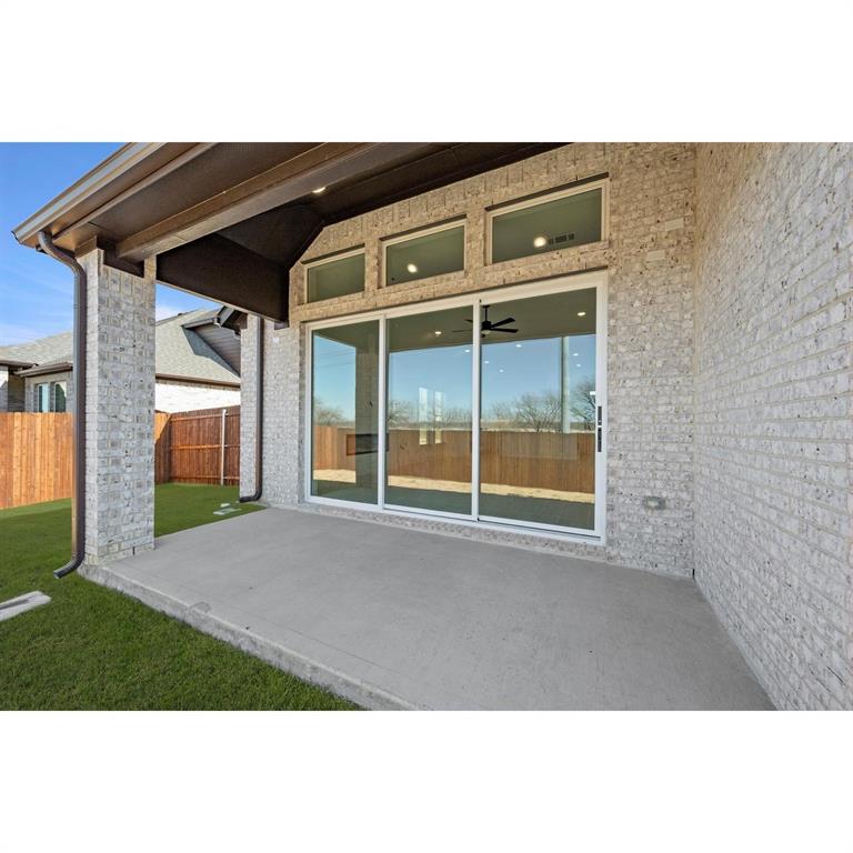 Llano Springs Classic Series - Residential