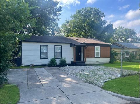 2301 Garrison Avenue Fort Worth TX 76105