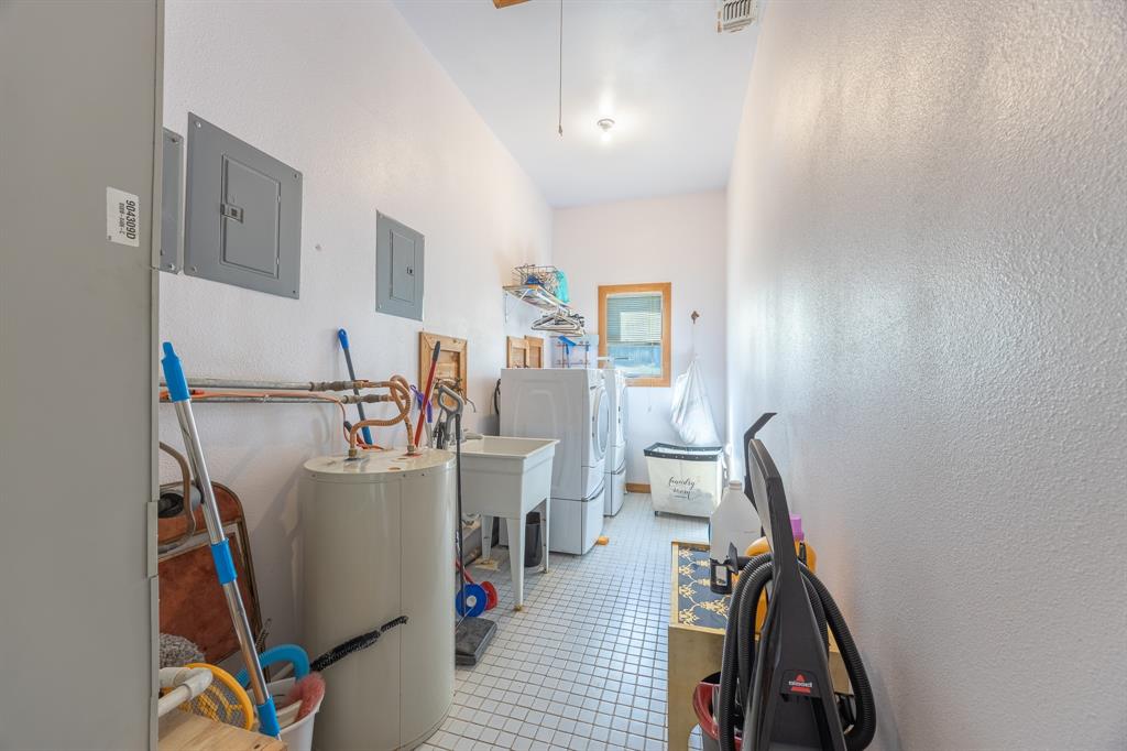 Bentley-Freas - Residential