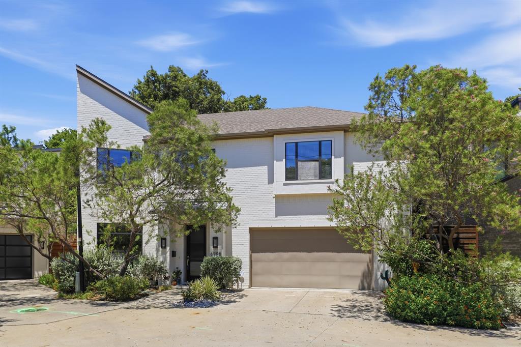 6908 Chantilly Court
