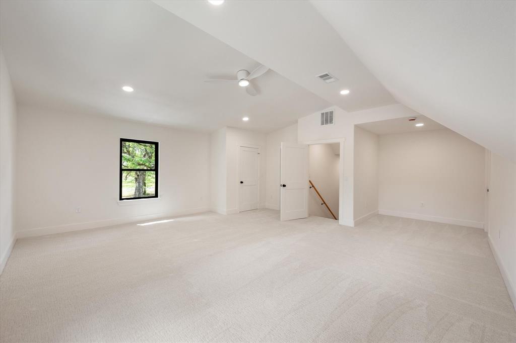 Hidden Oaks III - Residential