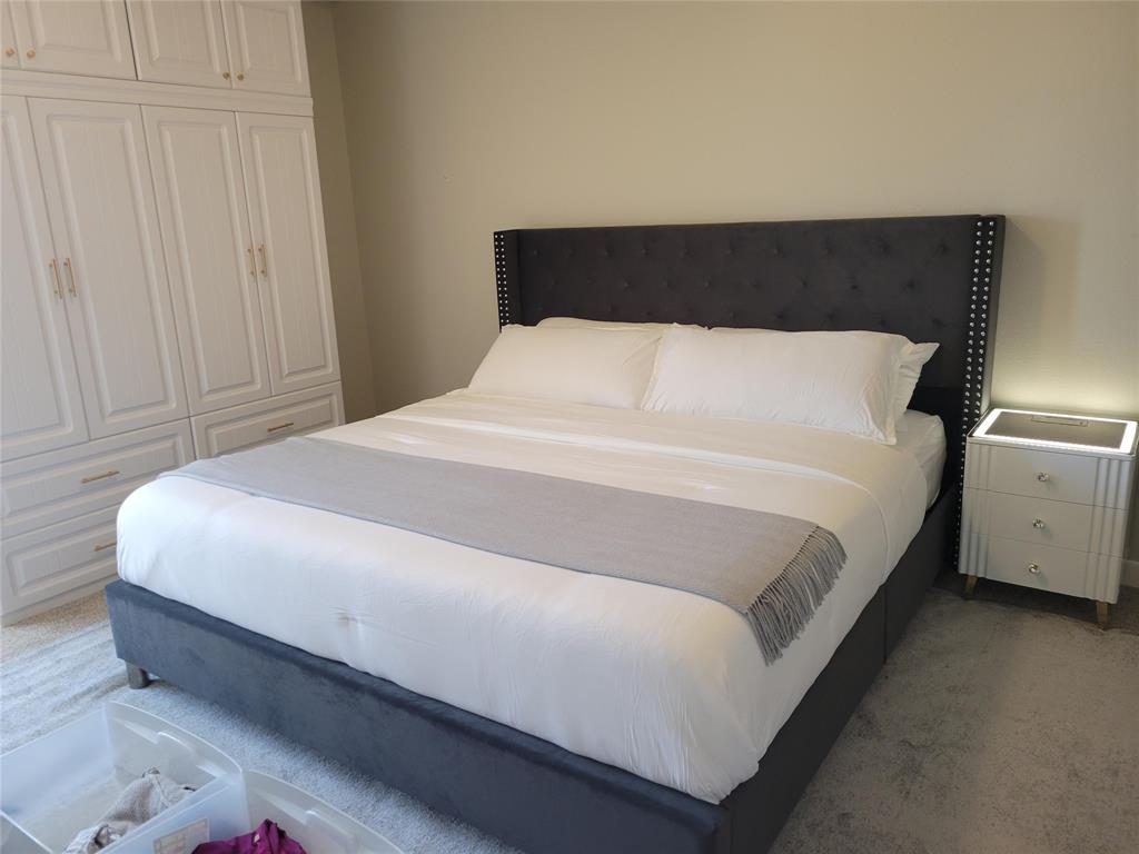 Upland Xing - Residential