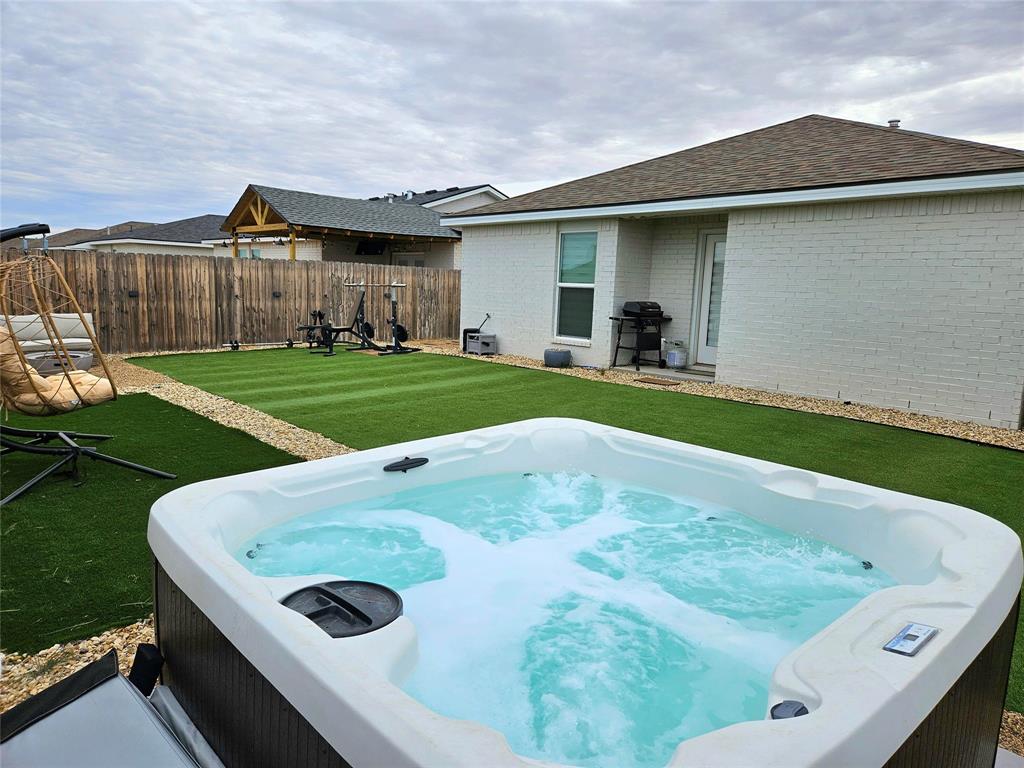 Upland Xing - Residential