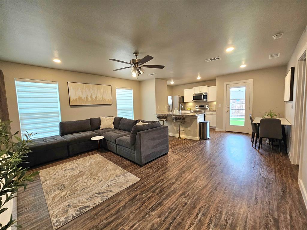Upland Xing - Residential