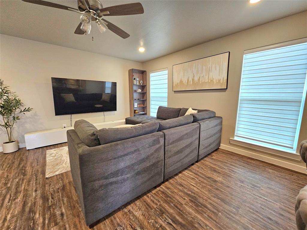 Upland Xing - Residential