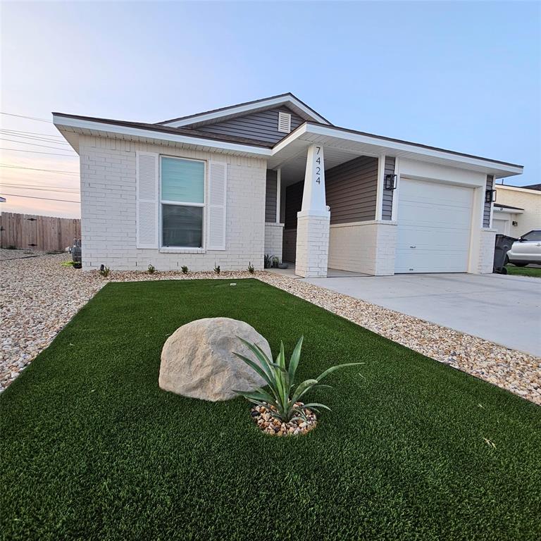 Upland Xing - Residential