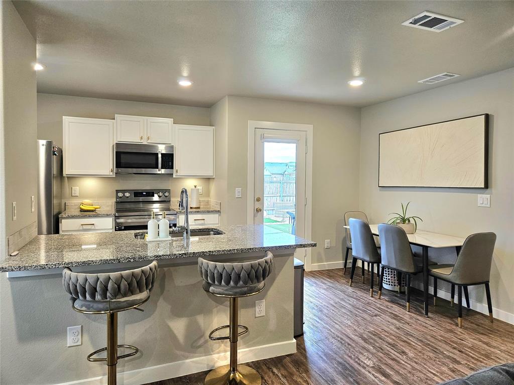 Upland Xing - Residential